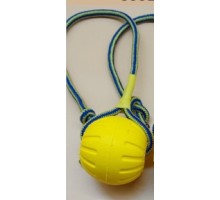М'яч на мотузці  d 5 см 3196-1/058